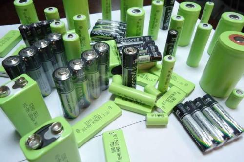 <b>2020-2024全球碱性电池市场年复合增长率超1%</b>
