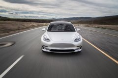 <b>特斯拉公布Model 3电池明细 能量密度居业内最高</b>