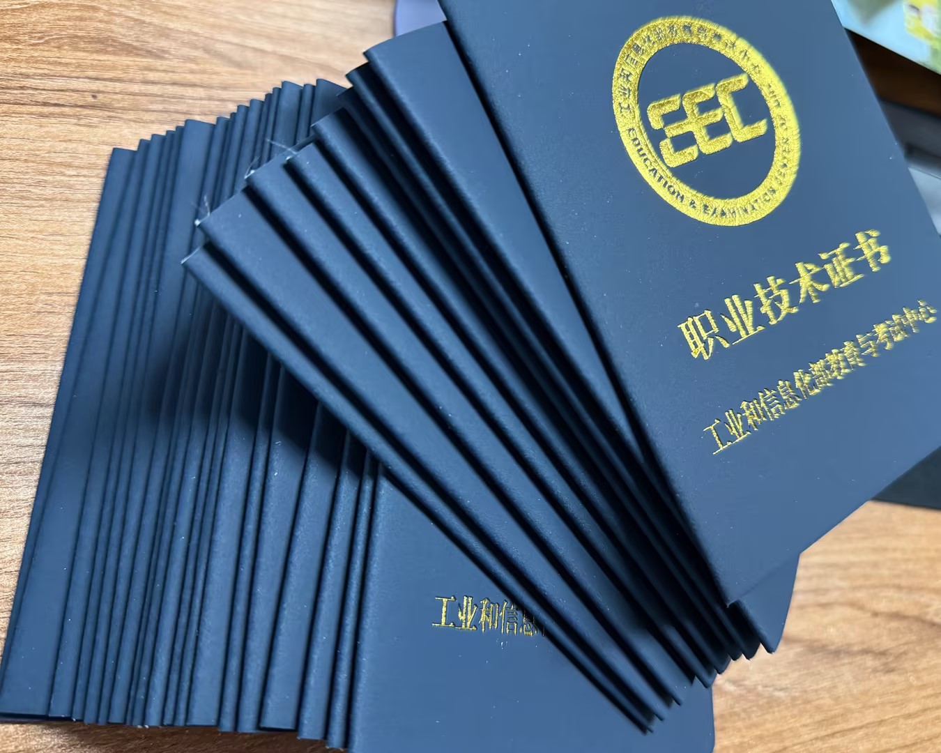 Ϊʲô��������칤��ʦ��ѵ����������ѧ���ġ�ְҵ����������