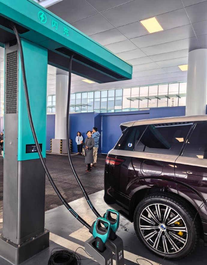 <b>�ӱ��ǵ�1500kW���俴��ҵ�ƾ֣��������ɡ����������봢��ʱ���ı�Ȼ</b>