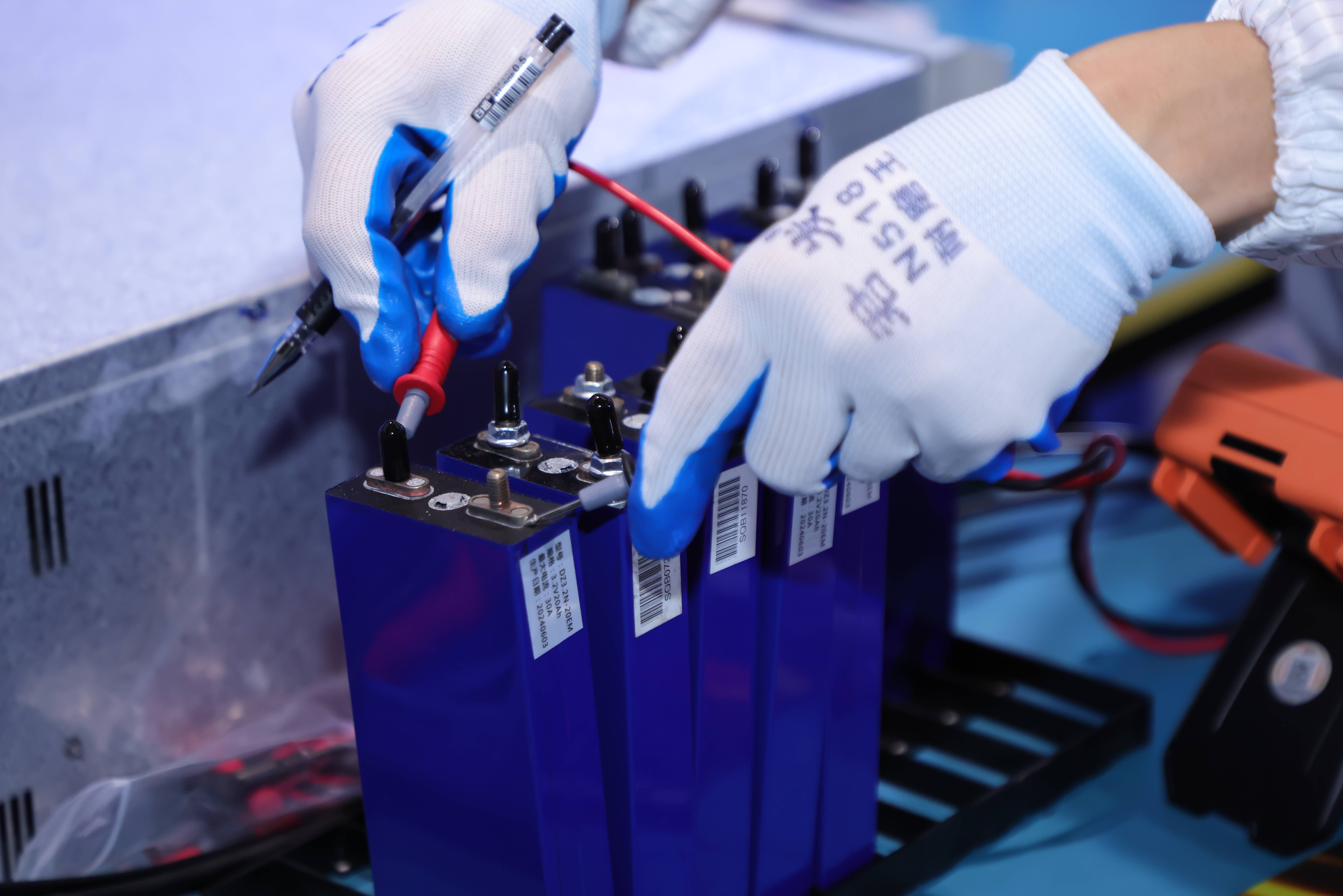 ը�ˣ������ⳡ�ٷ������������ˣ��ø߼���֤��+����